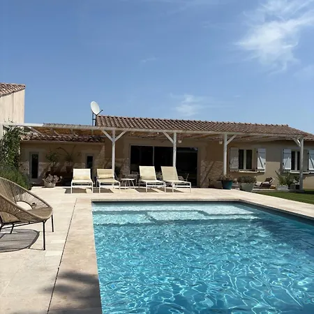 Maison Avec Piscine Et Jardin Pres Des Cevennes Vila